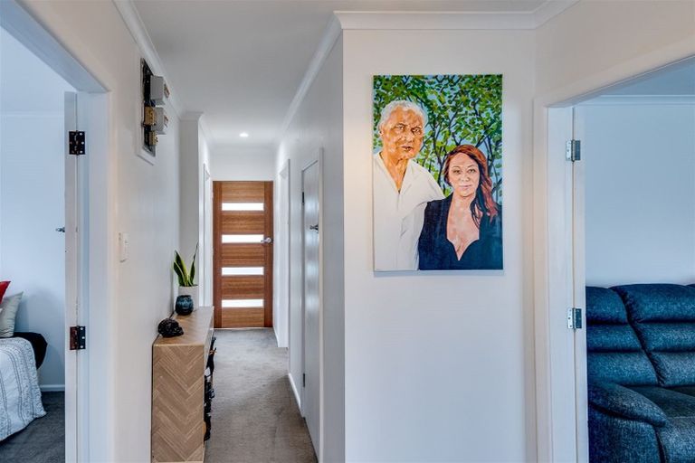 Photo of property in 12 Chester Street, Taradale, Napier, 4112