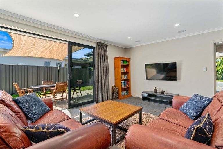 Photo of property in 18 Sunhaven Cove, Cromwell, 9310