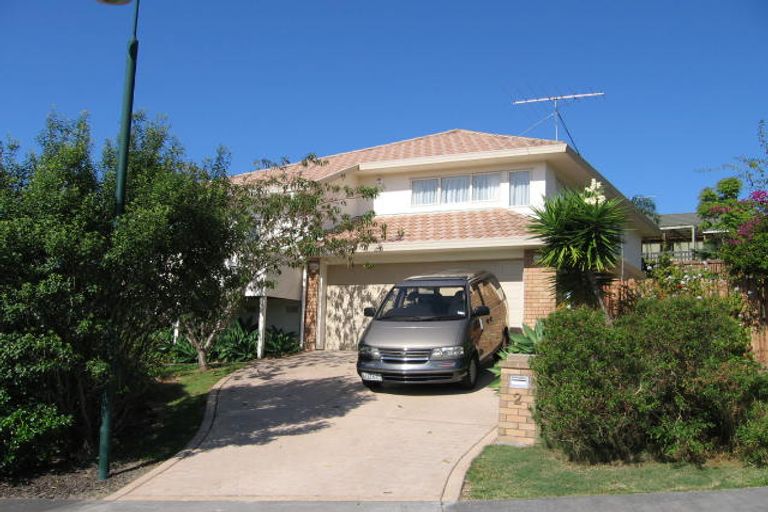 Photo of property in 2 Shannon Place, Torbay, Auckland, 0630