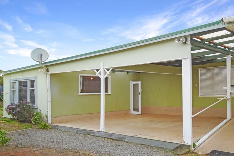 Photo of property in 35 Ruanui Street, Himatangi Beach, Foxton, 4891