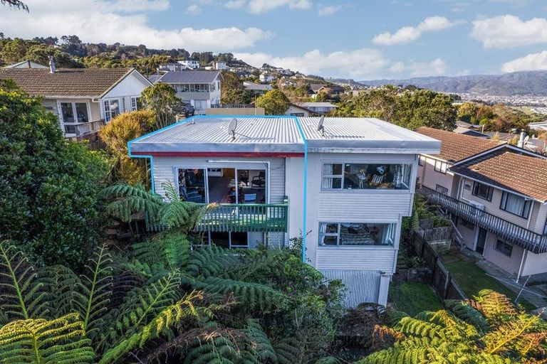 Photo of property in 23b Eastview Grove, Normandale, Lower Hutt, 5010