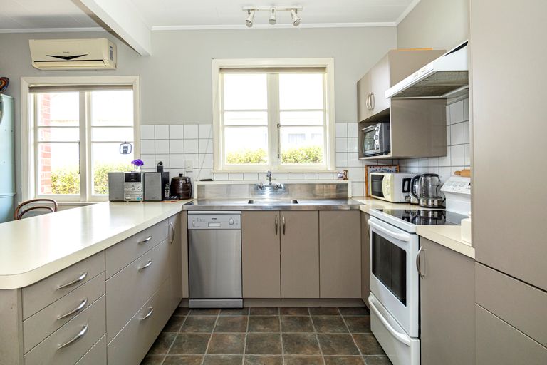 Photo of property in 69 Orbell Street, Highfield, Timaru, 7910