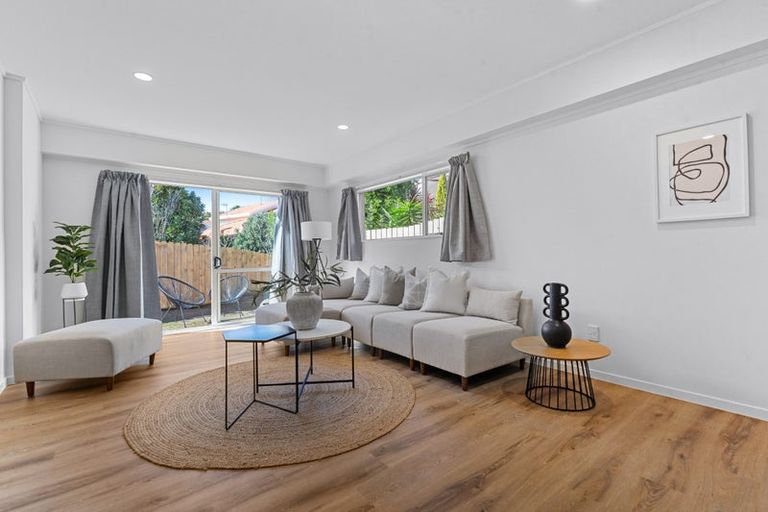 Photo of property in 18a Jacanas Place, Unsworth Heights, Auckland, 0632