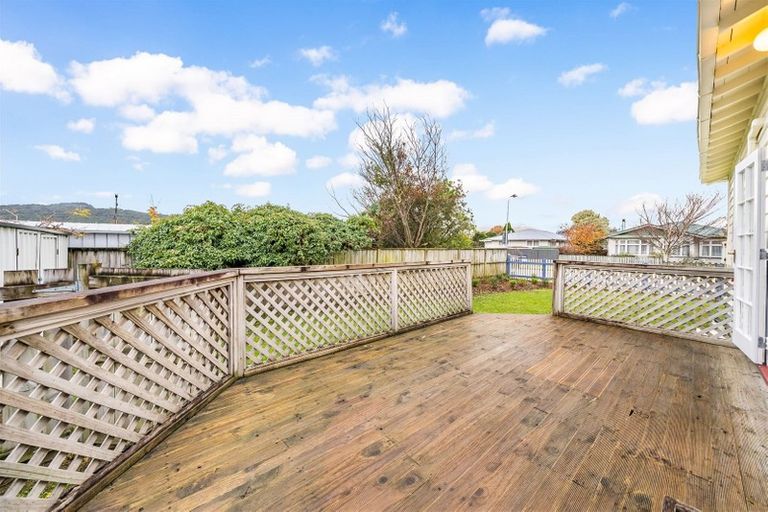 Photo of property in 2 Phar Lap Grove, Trentham, Upper Hutt, 5018