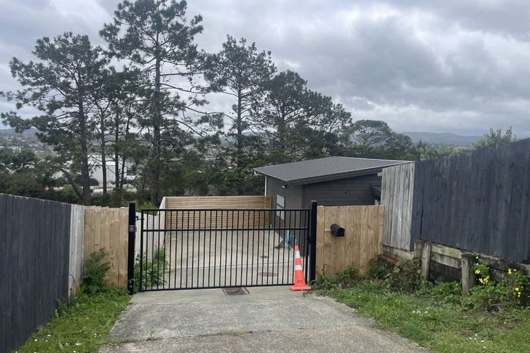 Photo of property in 103 Rangeview Road, Sunnyvale, Auckland, 0612