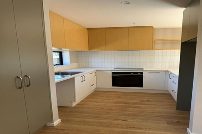 Photo of property in 90 Nursery Road, Phillipstown, Christchurch, 8011