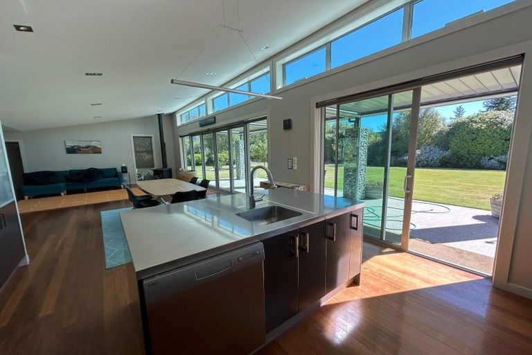 Photo of property in 28 Sam John Place, Lake Hawea, 9382