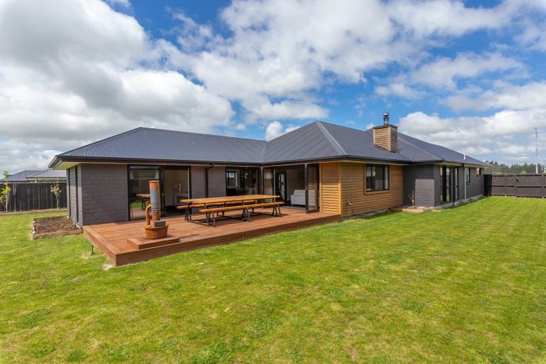 Photo of property in 11 Corriedale Lane, West Melton, 7618