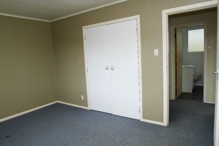 Photo of property in 137b Newlands Road, Newlands, Wellington, 6037