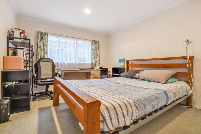 Photo of property in 50a Torkar Road, Clarks Beach, 2122