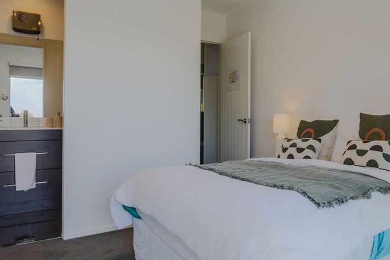 Photo of property in 31 Soleares Avenue, Mount Pleasant, Christchurch, 8081