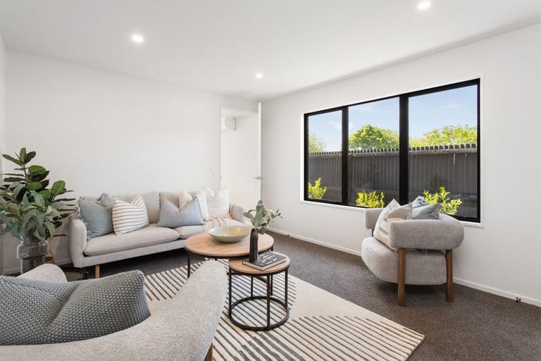 Photo of property in 92b Memorial Avenue, Ilam, Christchurch, 8053