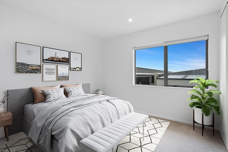 Photo of property in 13 Nuku Place, Manurewa, Auckland, 2102