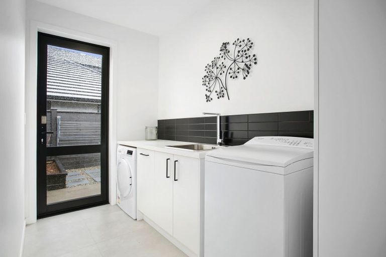 Photo of property in 33 William Paul Street, Cambridge, 3434