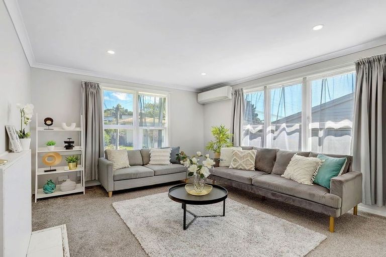 Photo of property in 38 Cardiff Crescent, Cannons Creek, Porirua, 5024