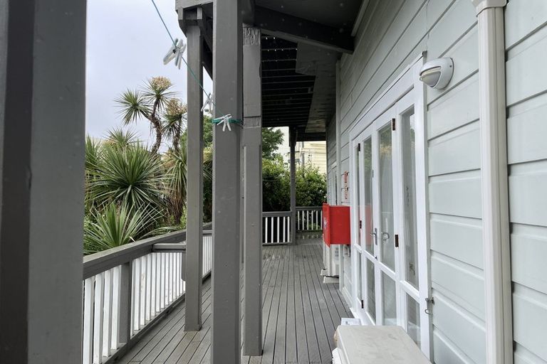 Photo of property in 201 The Terrace, Wellington Central, Wellington, 6011