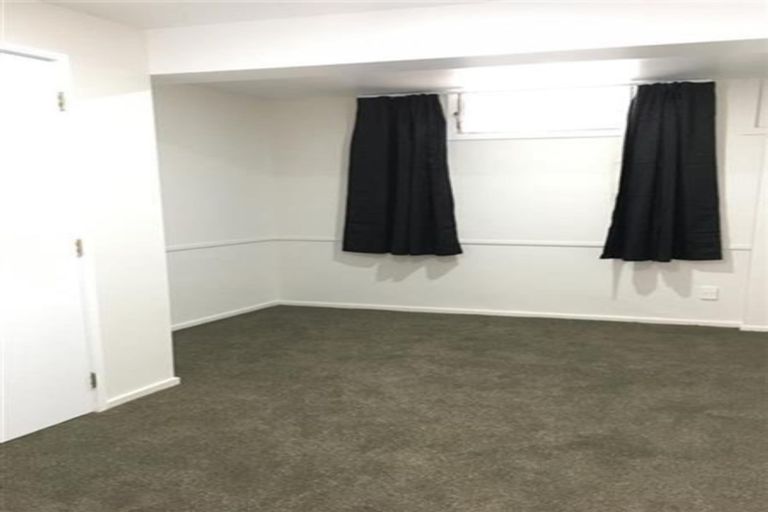 Photo of property in 36 Burbank Avenue, Manurewa, Auckland, 2102