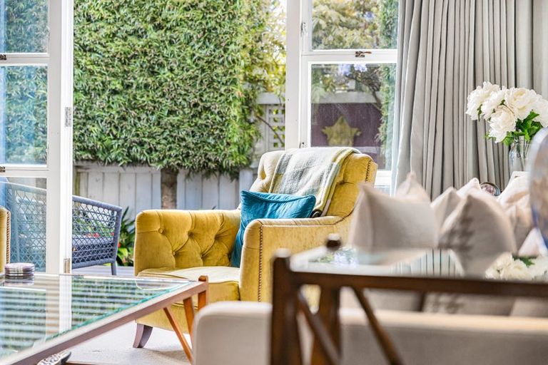 Photo of property in 13 Cameron Street, Takapuna, Auckland, 0622