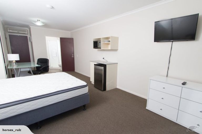 Photo of property in 129b Forth Street, North Dunedin, Dunedin, 9016