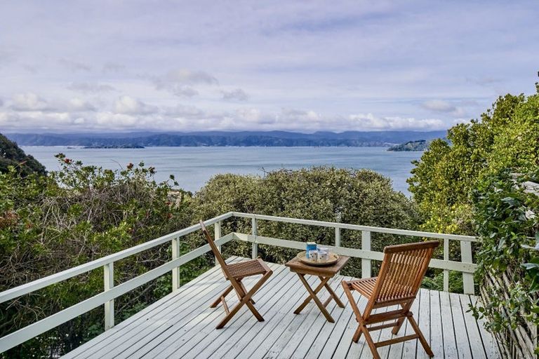 Photo of property in 143 Barnard Street, Wadestown, Wellington, 6012