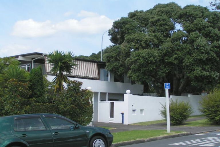 Photo of property in 1/1 Park Avenue, Takapuna, Auckland, 0622