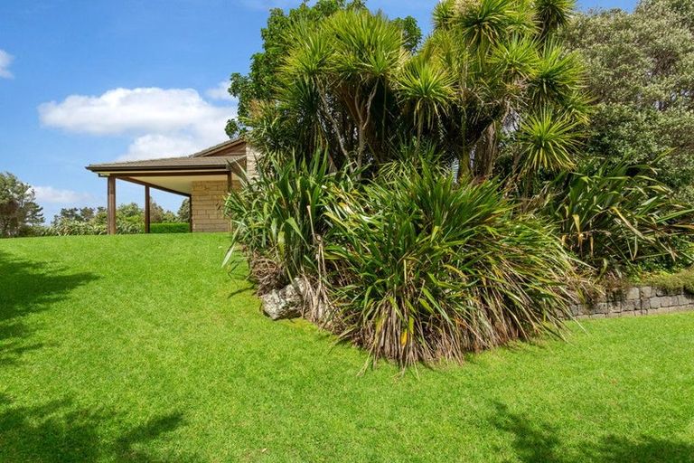 Photo of property in 51 Donohue Road, South Head, Helensville, 0874