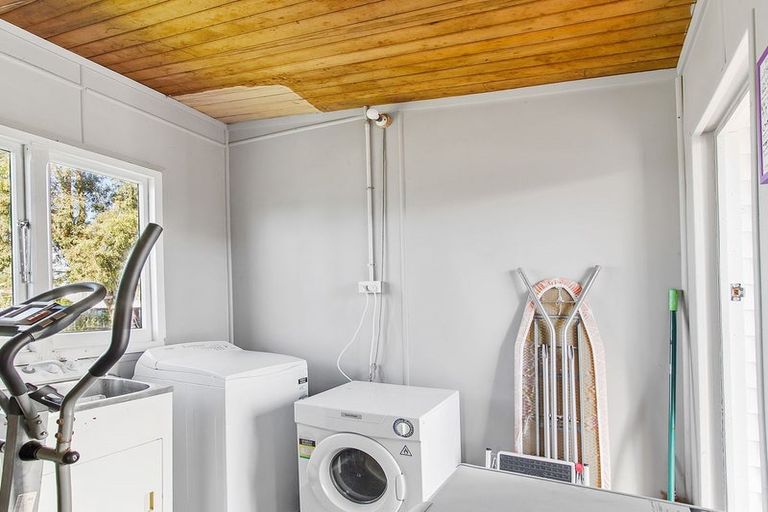 Photo of property in 30 Parsonage Road, Waimate, 7924