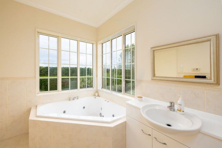 Photo of property in 1789 South Eyre Road, Eyrewell, Rangiora, 7476