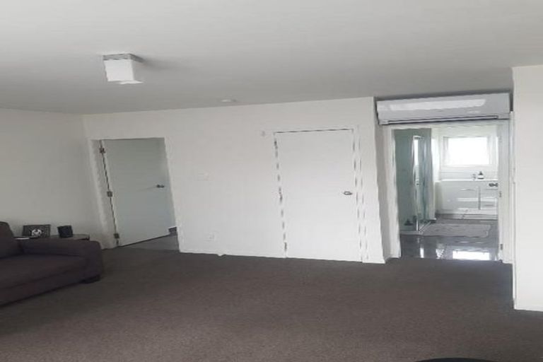 Photo of property in 33 Seddon Road, Frankton, Hamilton, 3204