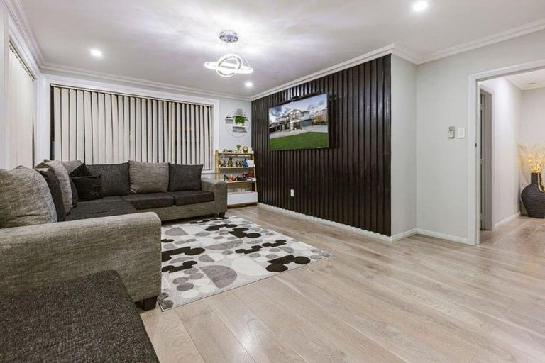 Photo of property in 37 Margaret Road, Papatoetoe, Auckland, 2025