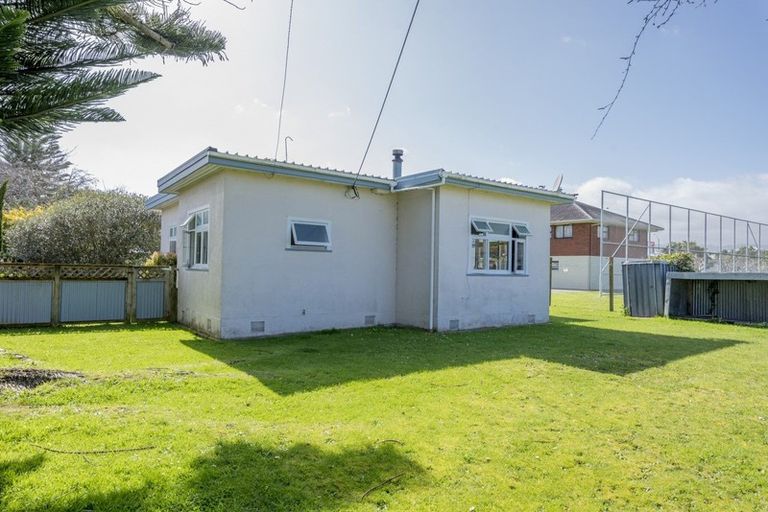Photo of property in 11a Stuckey Street, Levin, 5510