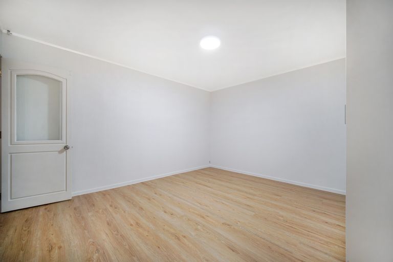 Photo of property in 30 Paulownia Place, Totara Heights, Auckland, 2105