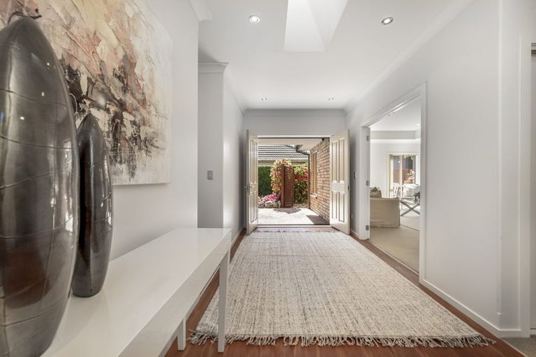 Photo of property in 15 Solway Avenue, Ilam, Christchurch, 8041