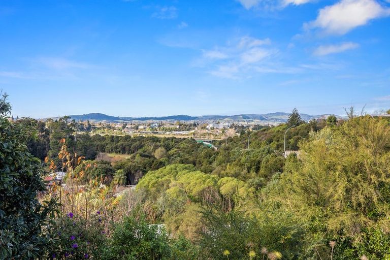 Photo of property in 48a Cambridge Road, Judea, Tauranga, 3110