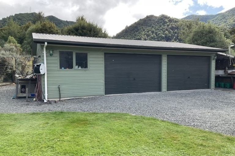 Photo of property in 53 Porika Road, Rotoroa, Murchison, 7077