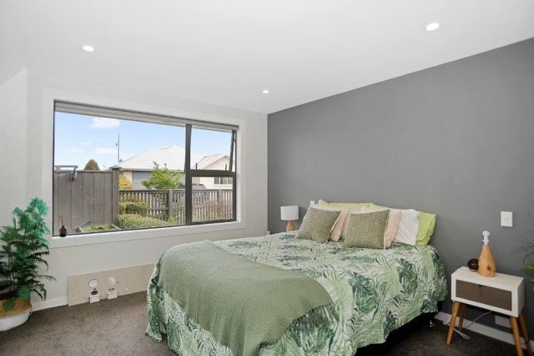 Photo of property in 3 Tommy Street, Pegasus, 7612
