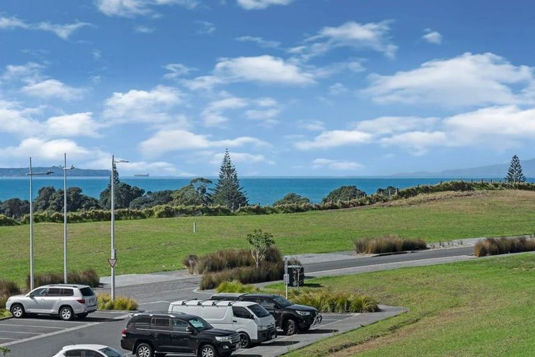 Photo of property in 101/84b Te Oneroa Way, Long Bay, Auckland, 0630