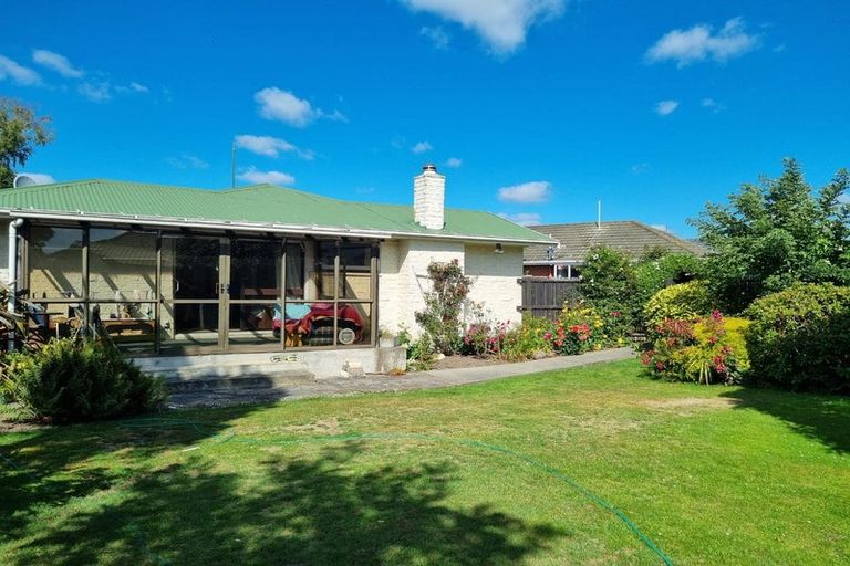 Photo of property in 60 Dunster Street, Burnside, Christchurch, 8053