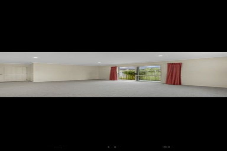 Photo of property in 16 Woodland Mews, Wainuiomata, Lower Hutt, 5014