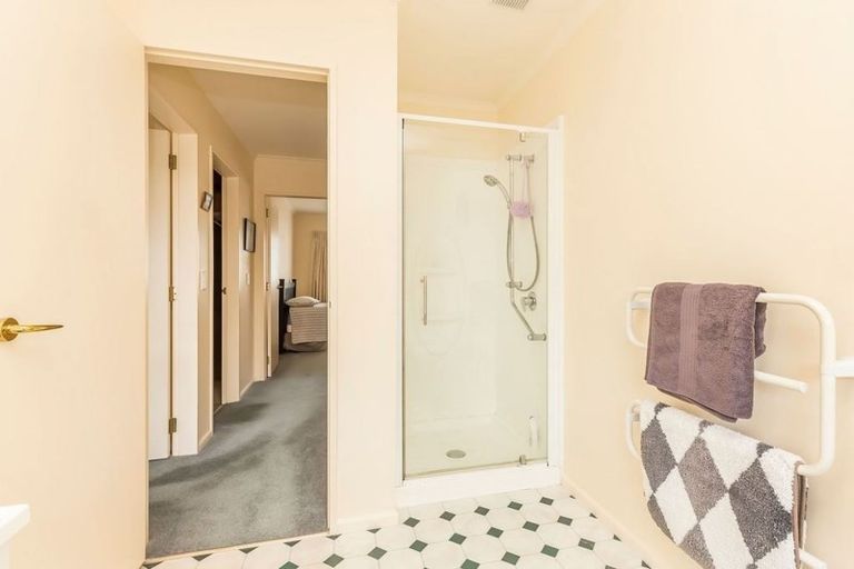 Photo of property in Miramar Villas, 23/3 Byron Street, Miramar, Wellington, 6022