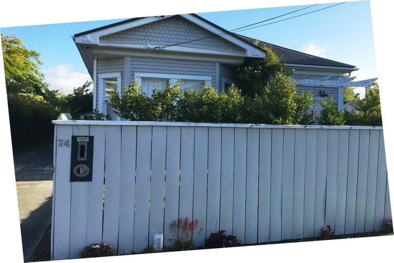 Photo of property in 74 Edward Avenue, Edgeware, Christchurch, 8013