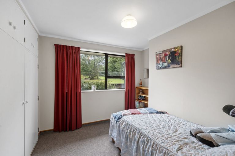 Photo of property in 43 Halfway Bush Road, Halfway Bush, Dunedin, 9076