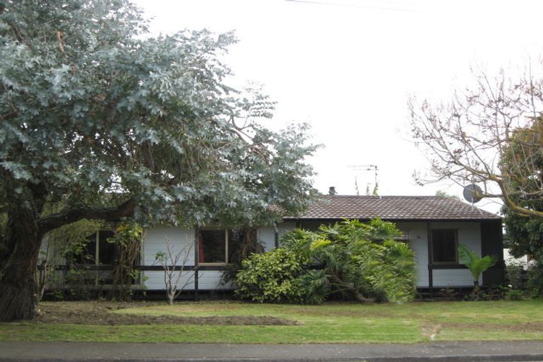 Photo of property in 16 Gordon Road, Te Awanga, 4102