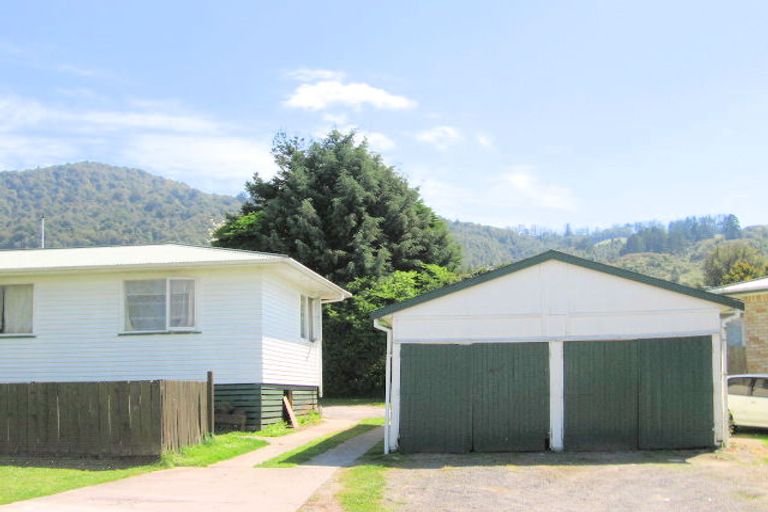 Photo of property in 15 Ross Road, Western Heights, Rotorua, 3015