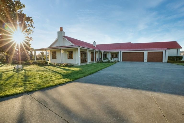 Photo of property in 116 Saint Andrews Road, Havelock North, 4130
