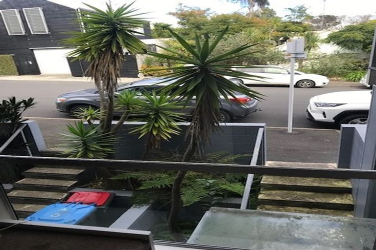 Photo of property in 2g Middle Street, Freemans Bay, Auckland, 1011