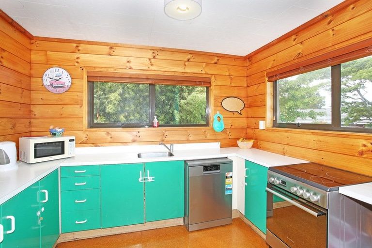 Photo of property in 77 Martyn Street, Waiuku, 2123