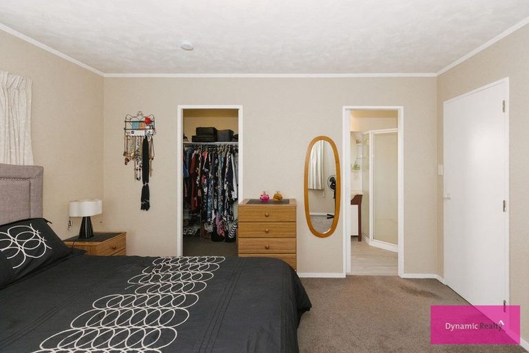 Photo of property in 10 Botanical Road, Takaro, Palmerston North, 4412