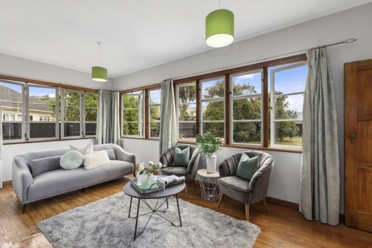 Photo of property in 77a Riverside Drive, Waiwhetu, Lower Hutt, 5010