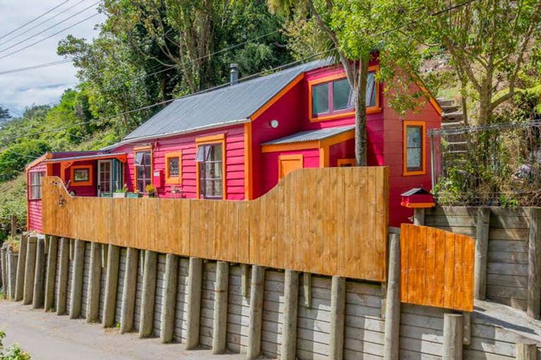 Photo of property in 113 Holloway Road, Aro Valley, Wellington, 6021